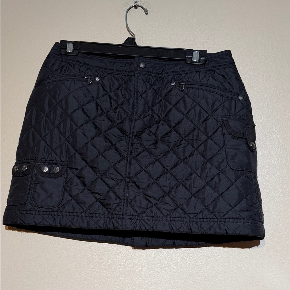 Athleta Snow Stomper quilted mini skirt